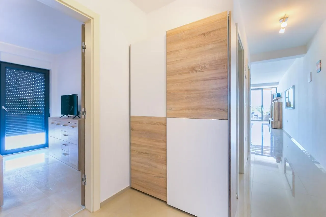 Samirex Apartment Liznjan Croatia